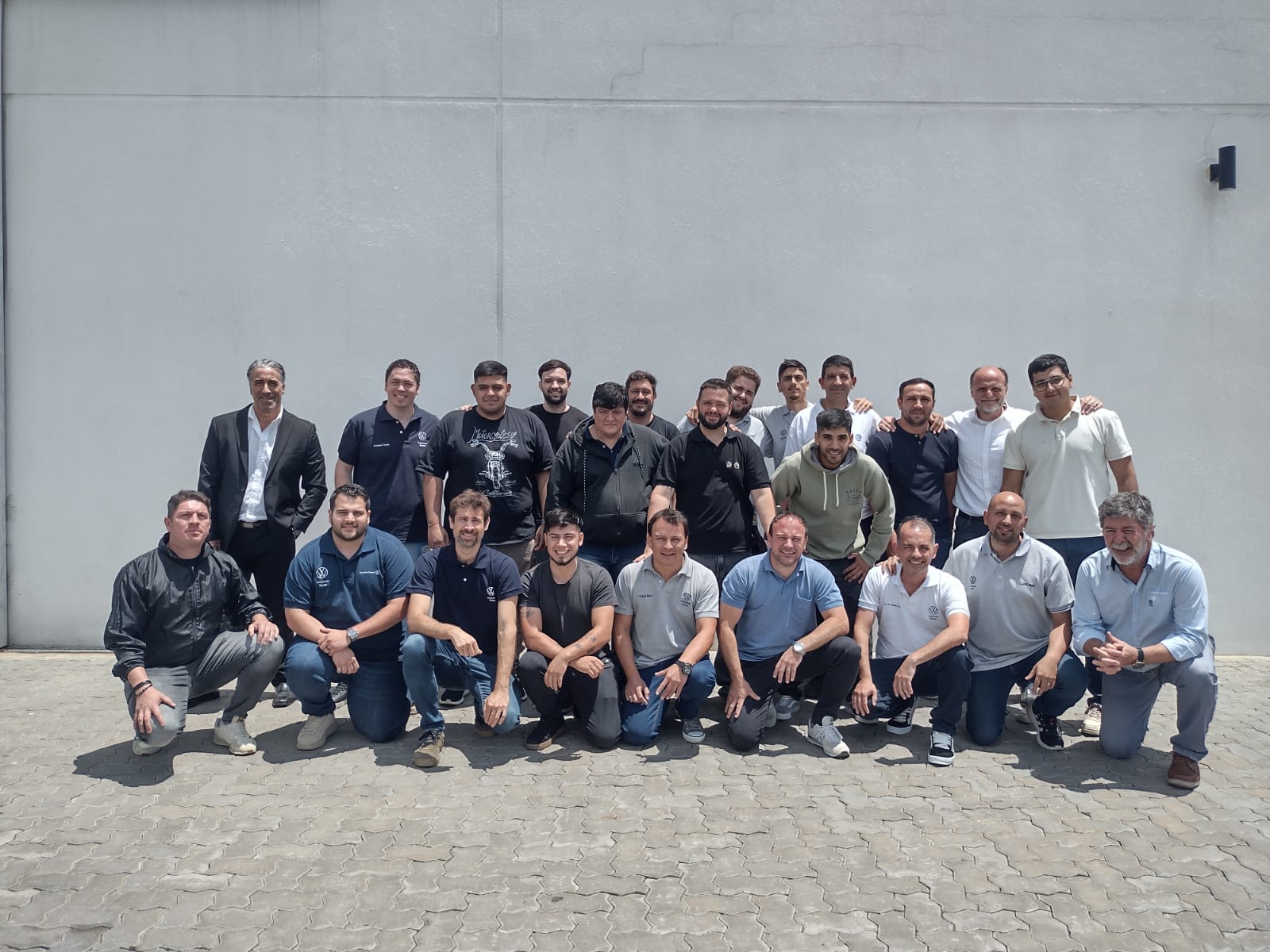 Volkswagen Camiones y Buses certifica a sus asesores de servicio: un compromiso con la excelencia en postventa